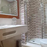 Hotel Square Serta
