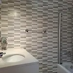 Square Hotel