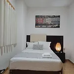 Hotel Square Serta