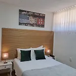 Square 2* Serta