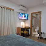 Square 2* Serta