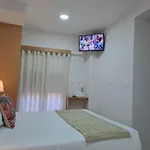 Hotel Square Serta