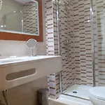 Square Hotel