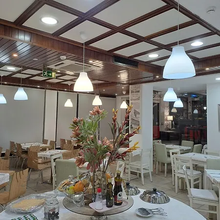 Square 2* Sertã