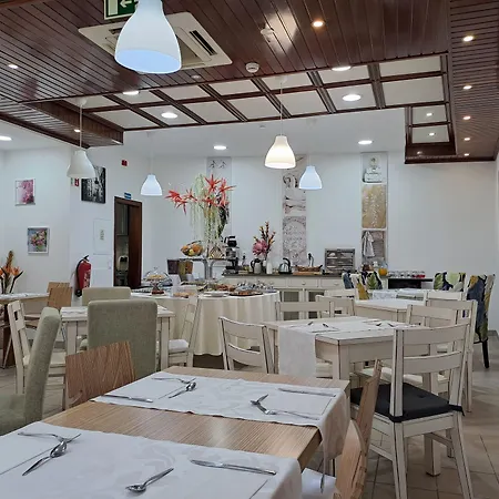 호텔 Square Sertã