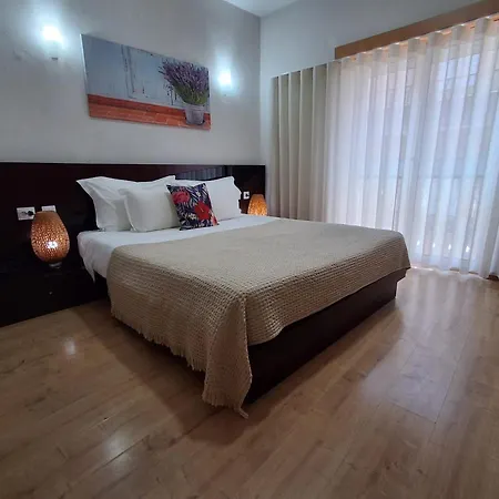 Square Ξενοδοχείο 2*