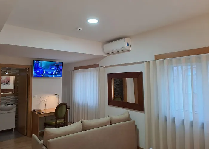 Square Otel 2*